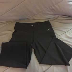 Nike Dri-Fit "Be Strong" Poly Capris - Yoga - Sm