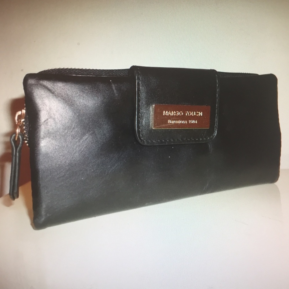 New! Black Leather Wallet by Mango