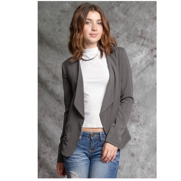 Ya Los Angeles Jackets & Blazers - ✨SALE: Gray Jacket