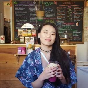 Meet your Posher, Yuzi