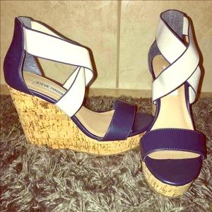 NWT Steve Madden wedges - size 6