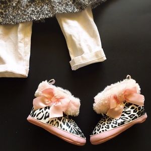 Snow leopard house shoes/slippers