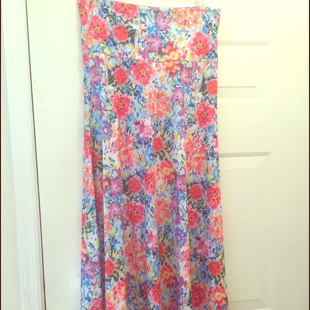 XL Lularoe maxi skirt