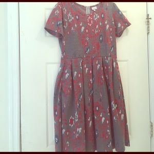 Large Lularoe Amelia