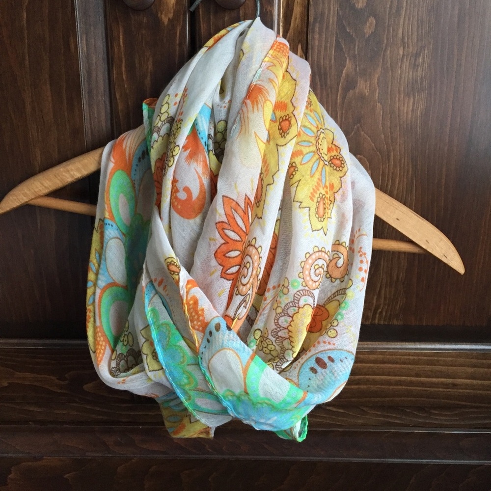 Spring scarf
