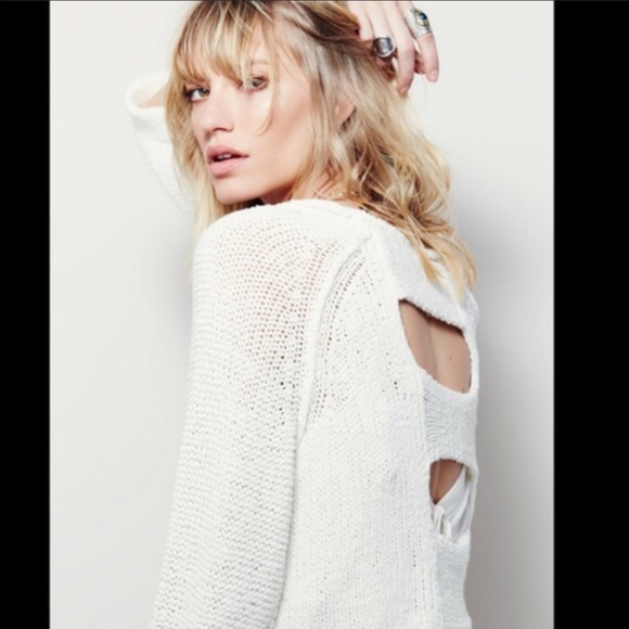 ❌LAST CHANCE❌ FREE PEOPLE pullover - Picture 2 of 4