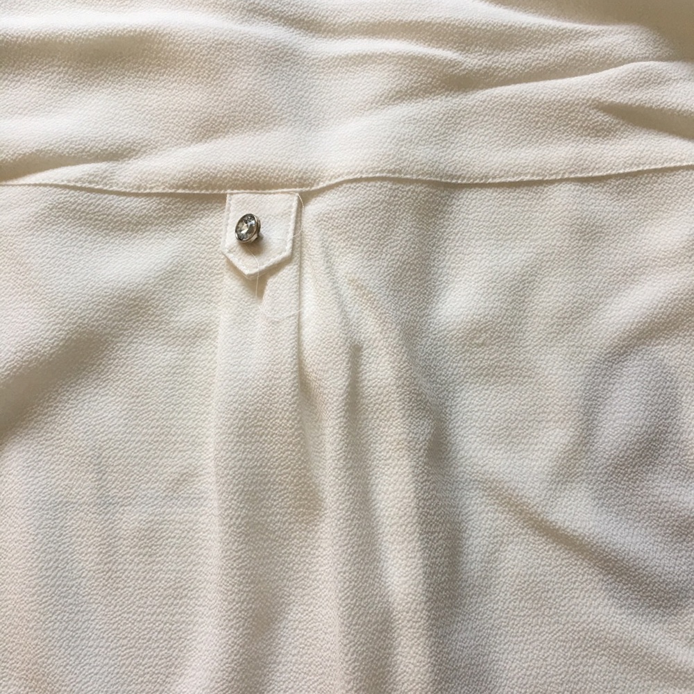 NEW White CZ Button Blouse - Picture 7 of 7