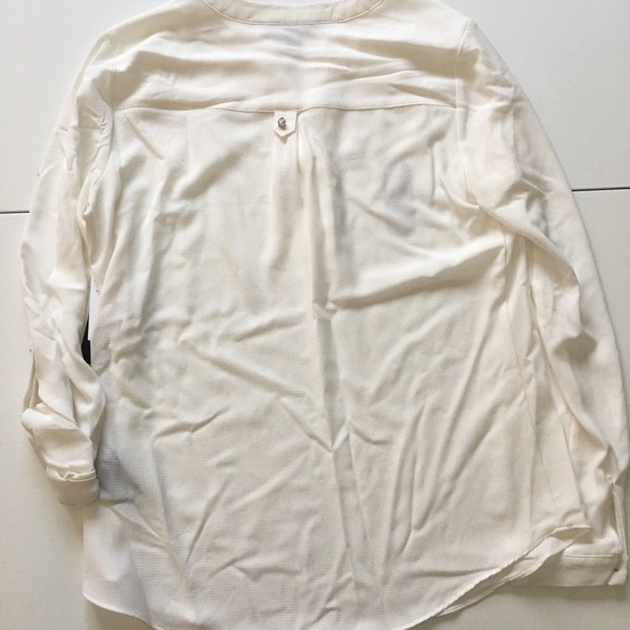 NEW White CZ Button Blouse - Picture 6 of 7