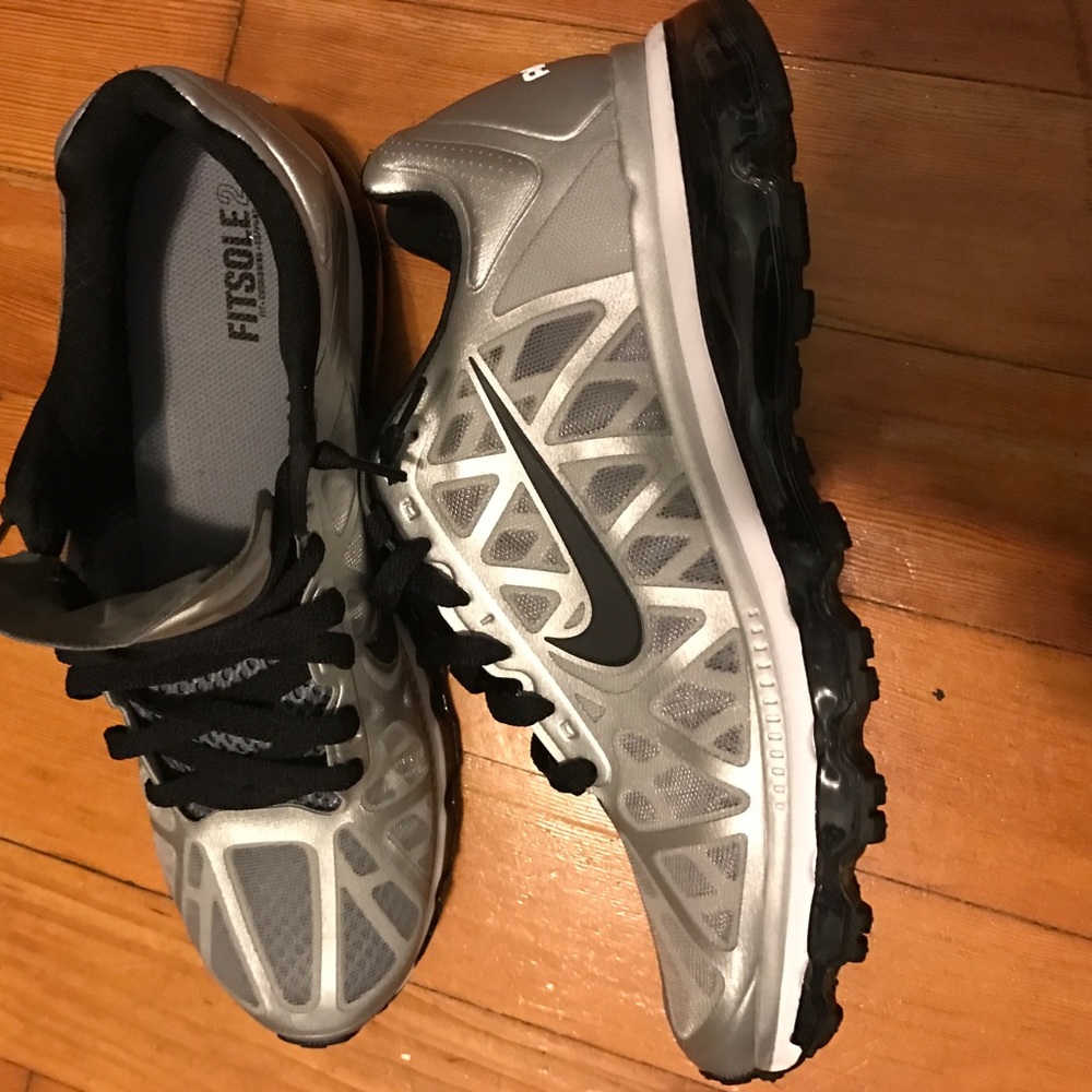 Airmax never worn outside