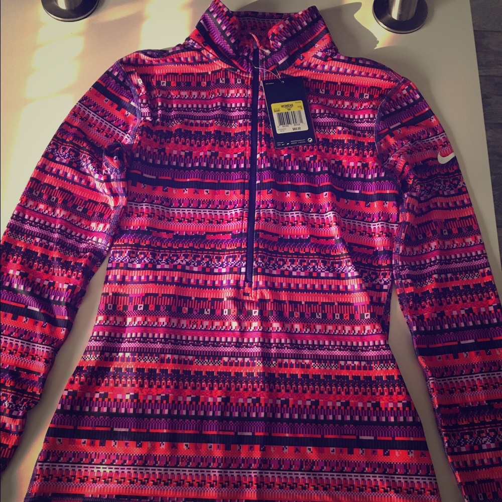 Nike Drifit Halfzip