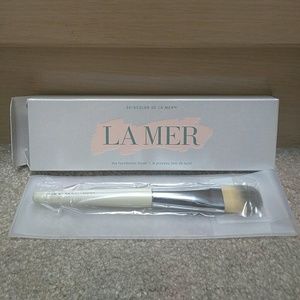 NEW La Mer The Foundation Brush