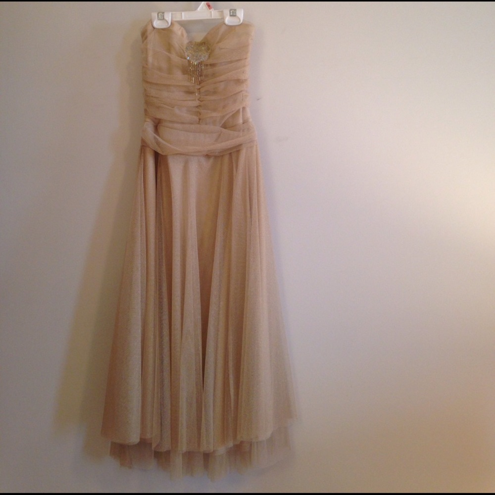 Formal dress. Size small.