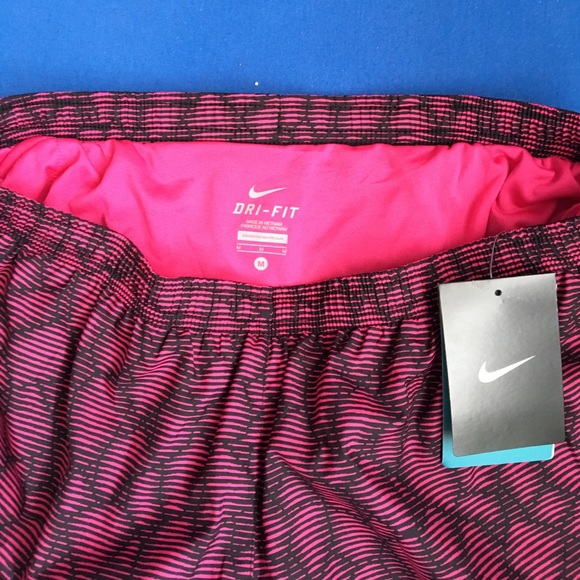 Nike Running Short - Picture 2 of 2
