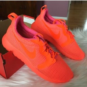 Women's Nike Roshe Size 8.5