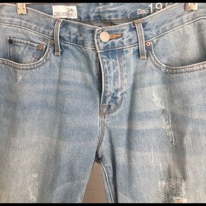 Sexy boyfriend Gap jeans