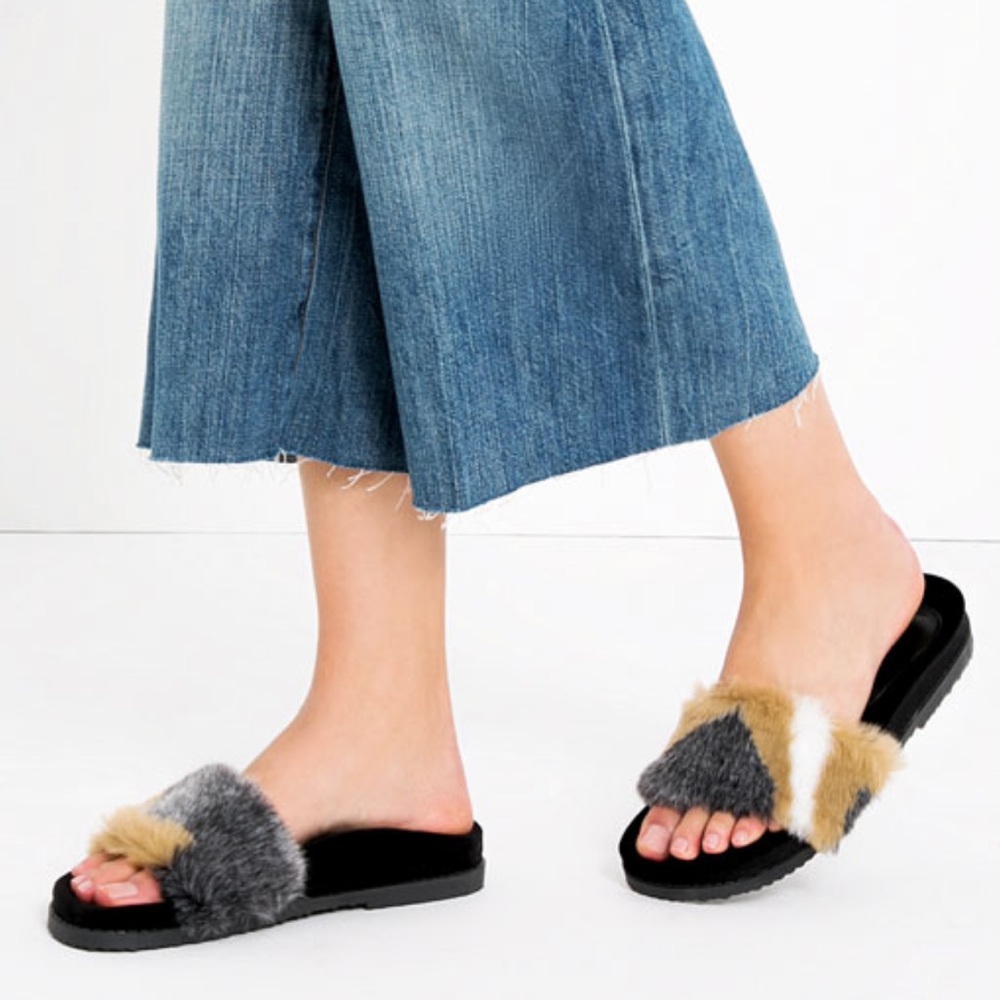 Go FUR it! Camo Faux Fur Slides