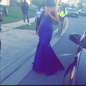 PROM DRESSS / EVENING GOWN