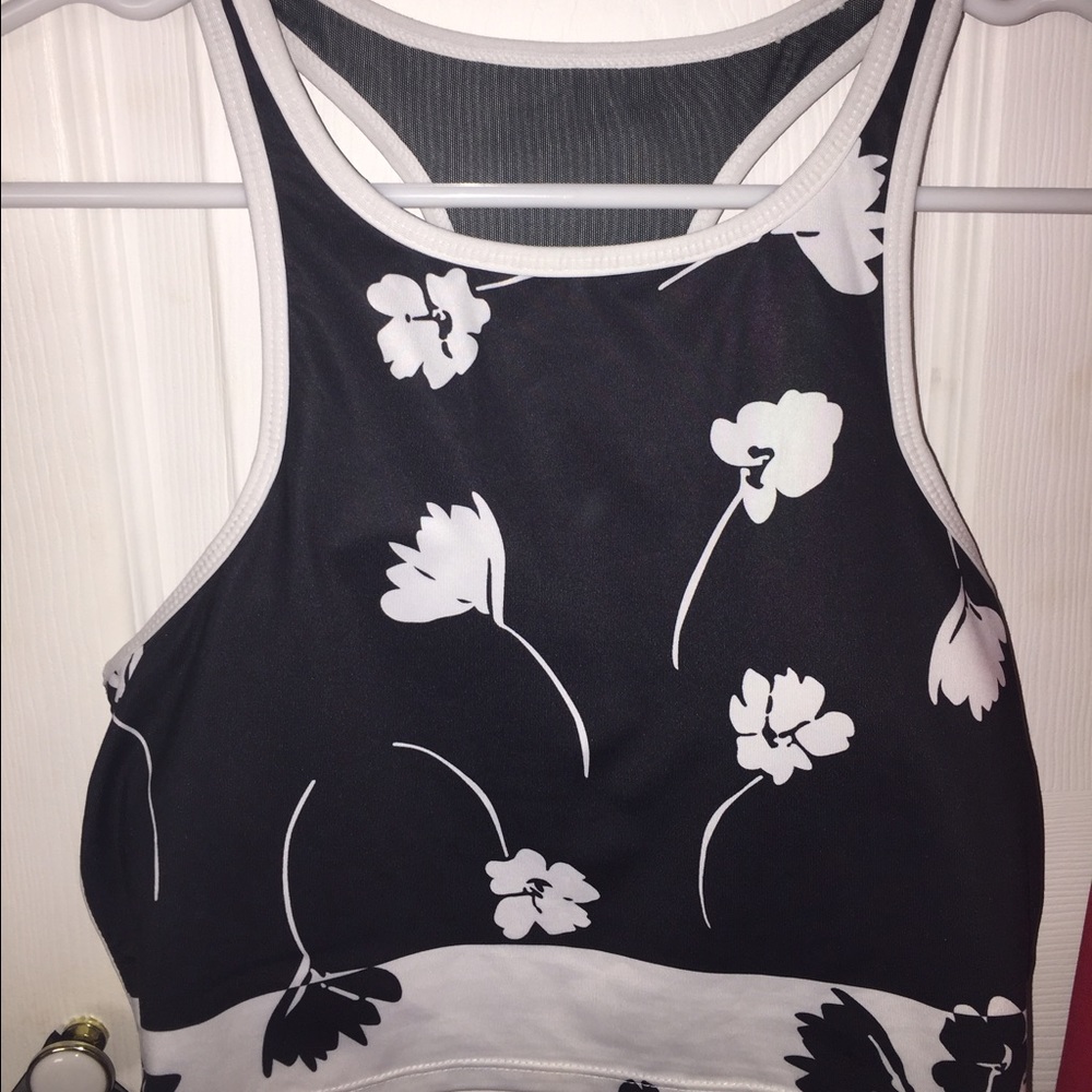 Fabletics halter yoga bra