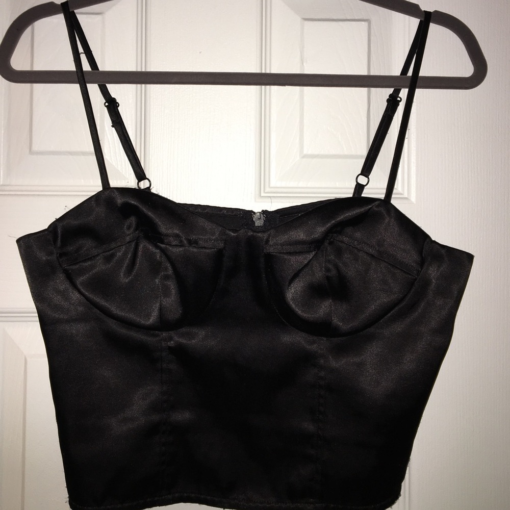 Black bustier