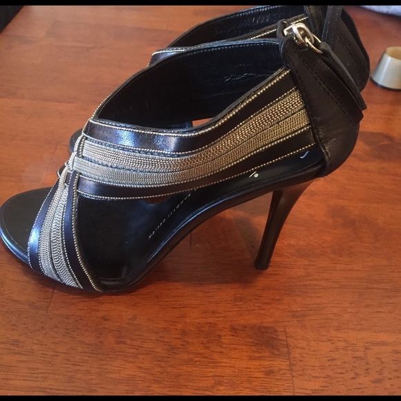 Giuseppe Zanotti. Chain designed heels - Picture 2 of 4