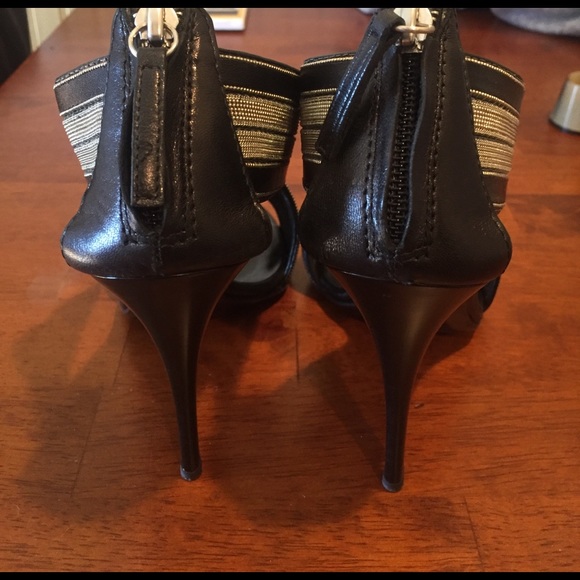 Giuseppe Zanotti. Chain designed heels - Picture 3 of 4