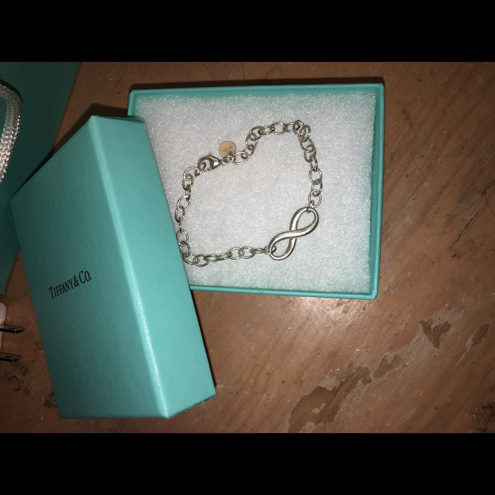 Tiffany & Co. Infinity Bracelet - Picture 2 of 4
