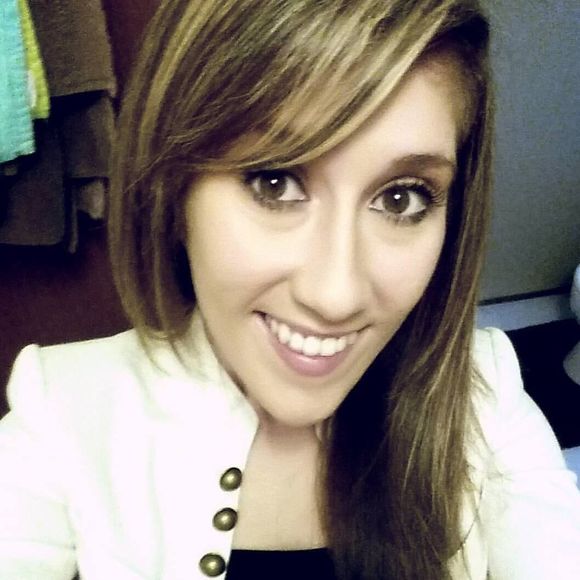 Meet your Posher, Bre - Picture 1 of 1