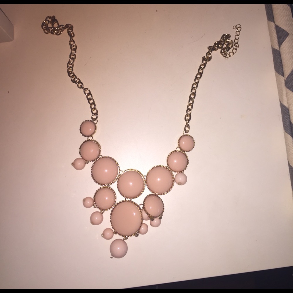 Statement necklace