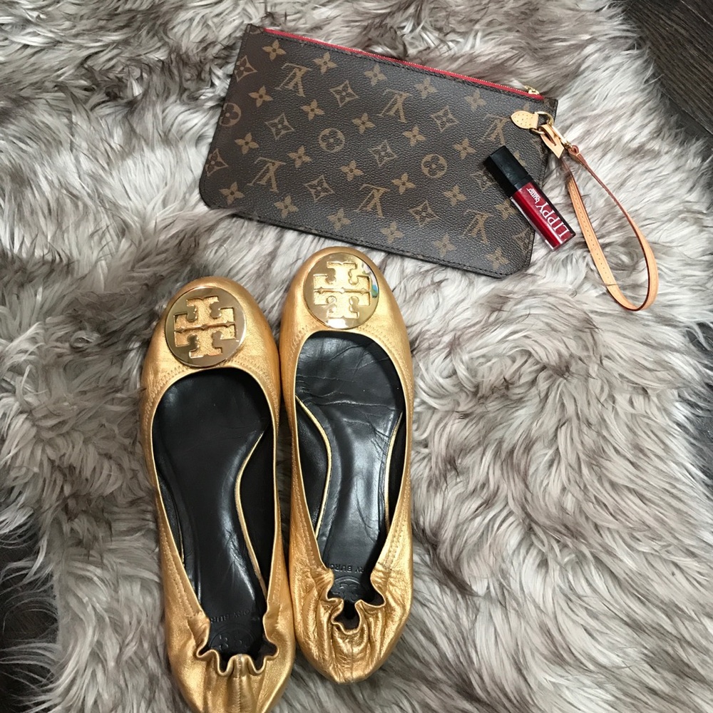Tory Butch Reva Flats in Gold