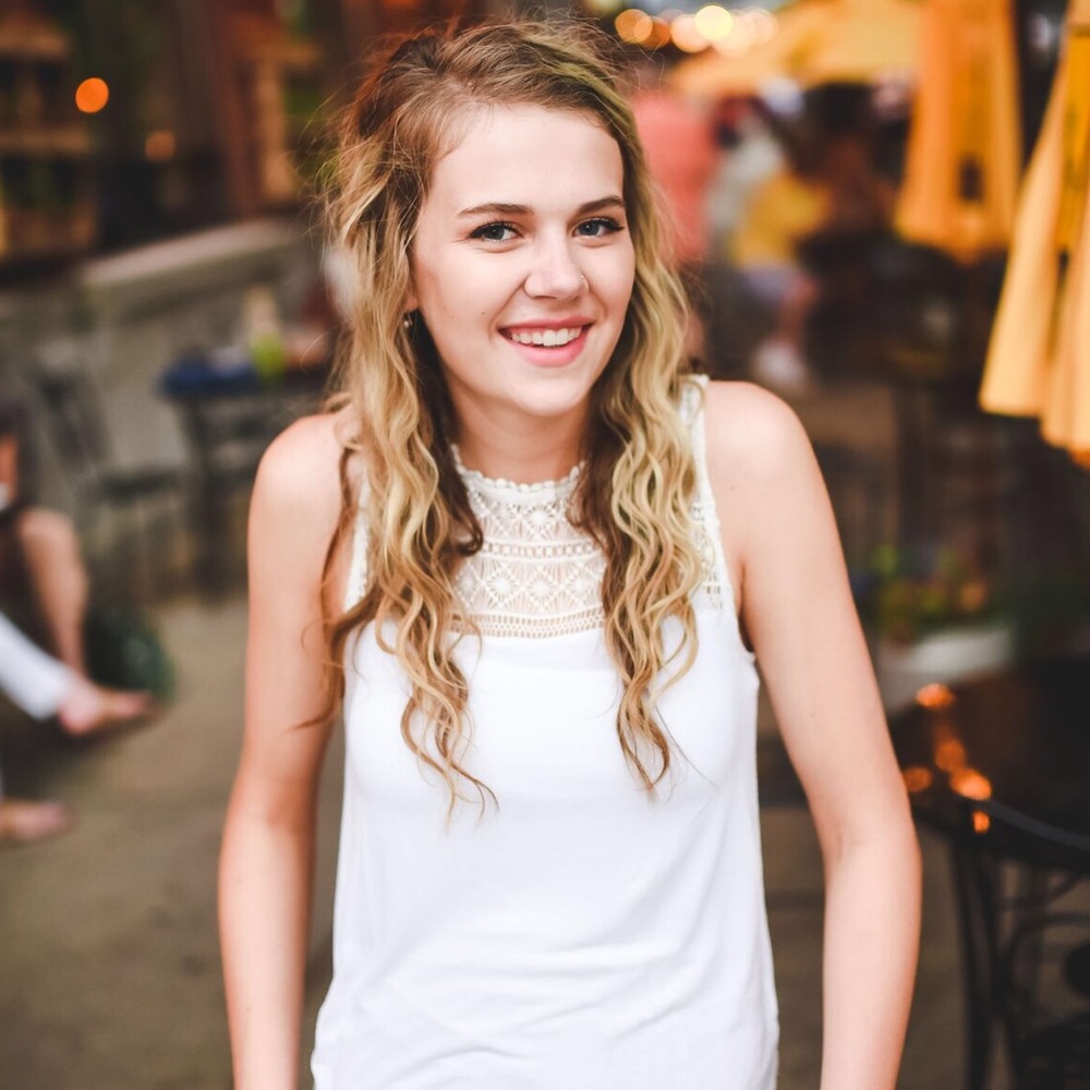 Meet your Posher, Gina