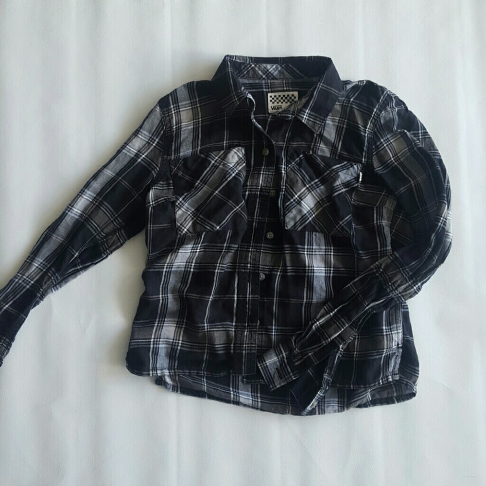 XS vans shirt