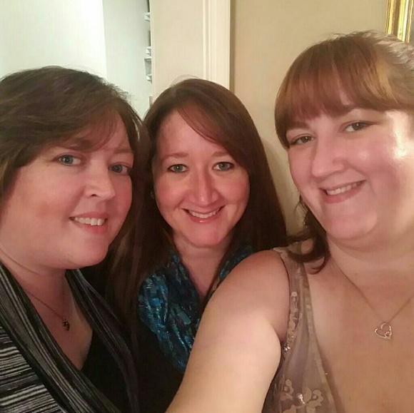 Meet your Posher, Angela - Picture 1 of 1