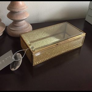 Nicole Miller jewelry box. Never used.