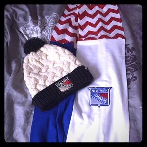 NY rangers infinity scarf and winter hat