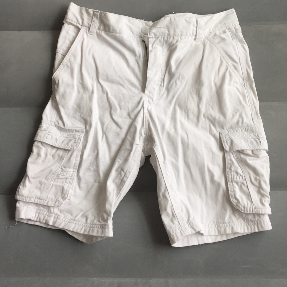 Smash white cargo shorts