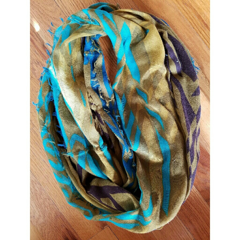Infinity scarf