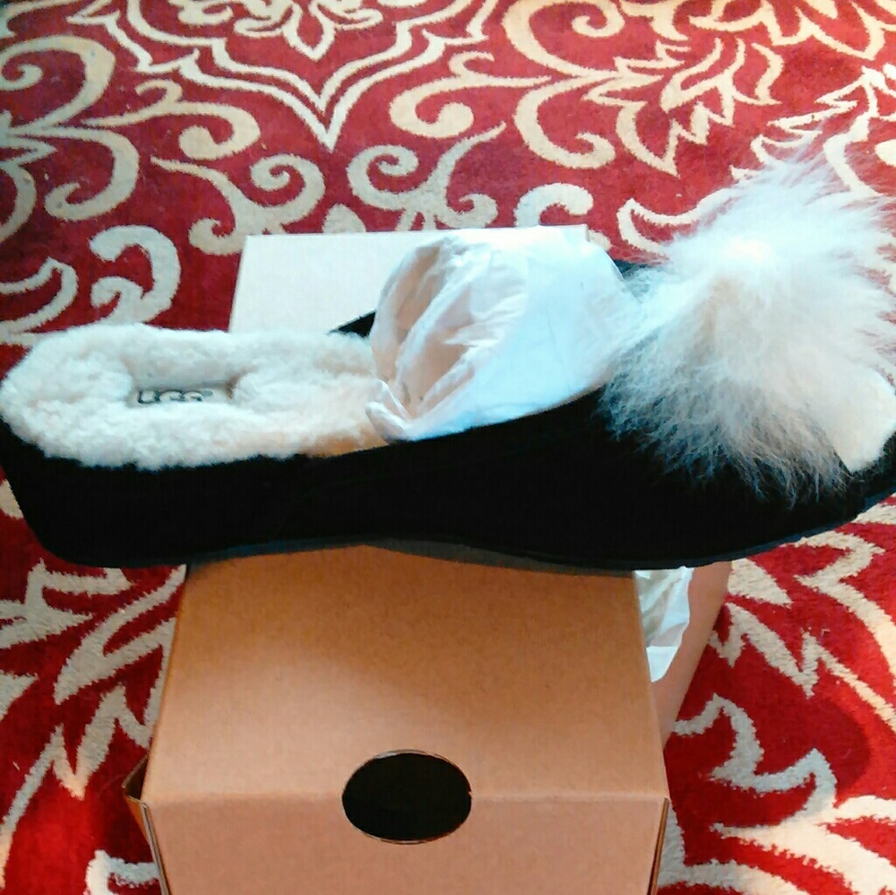 Authentic Ugg Slippers