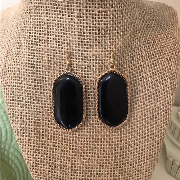 Statement earrings - Picture 2 of 2