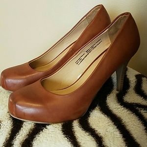 Mossino Tan/Brown Heels