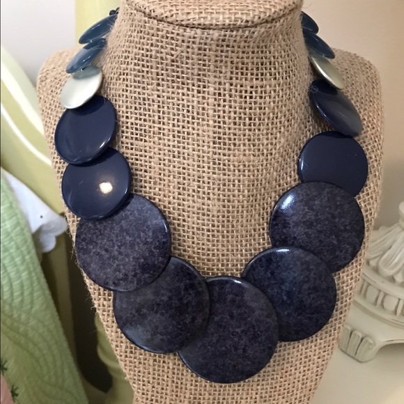 Statement necklace - Picture 2 of 3