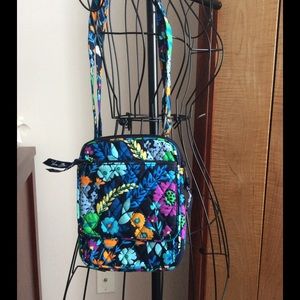 Cross body Vera Bradley bag