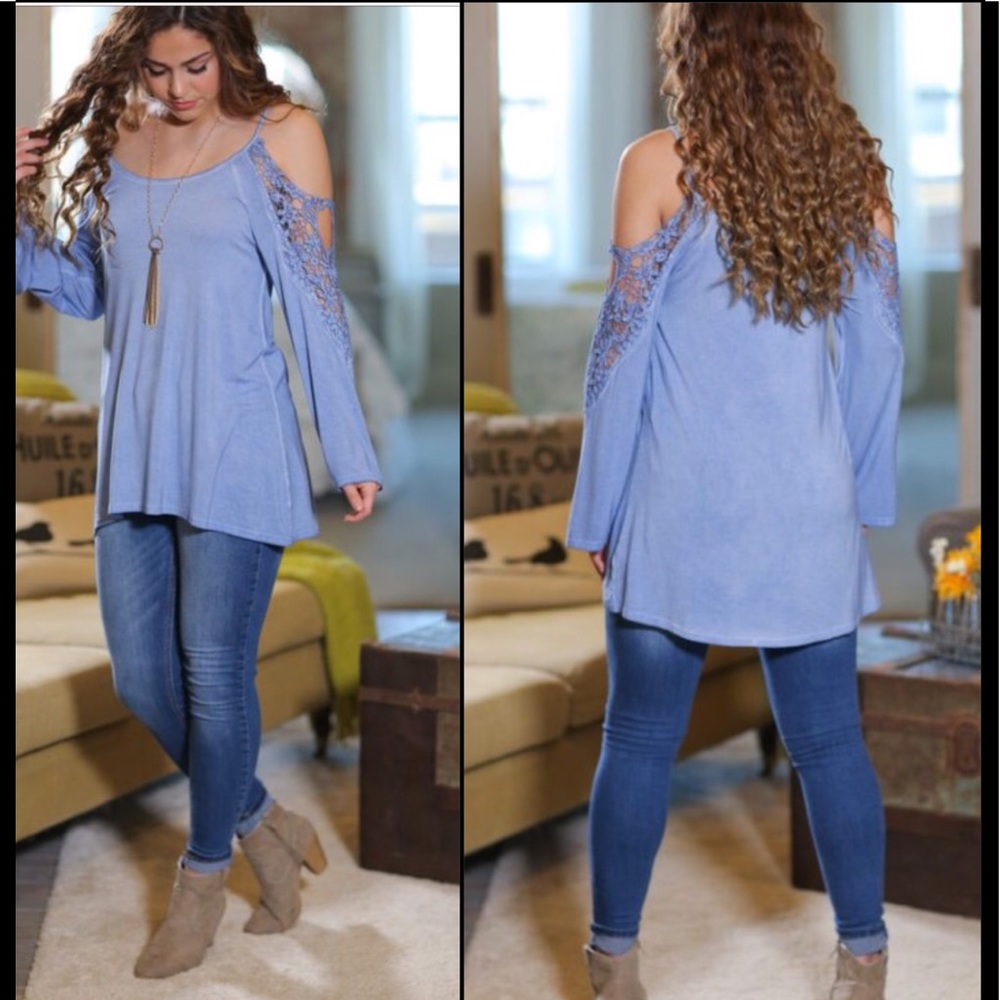 🚫SOLD ON PM BANNER DISSAPEARED Lace  Blue Tunic - Picture 3 of 3