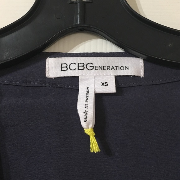 BCBGENERATION top - Picture 3 of 3