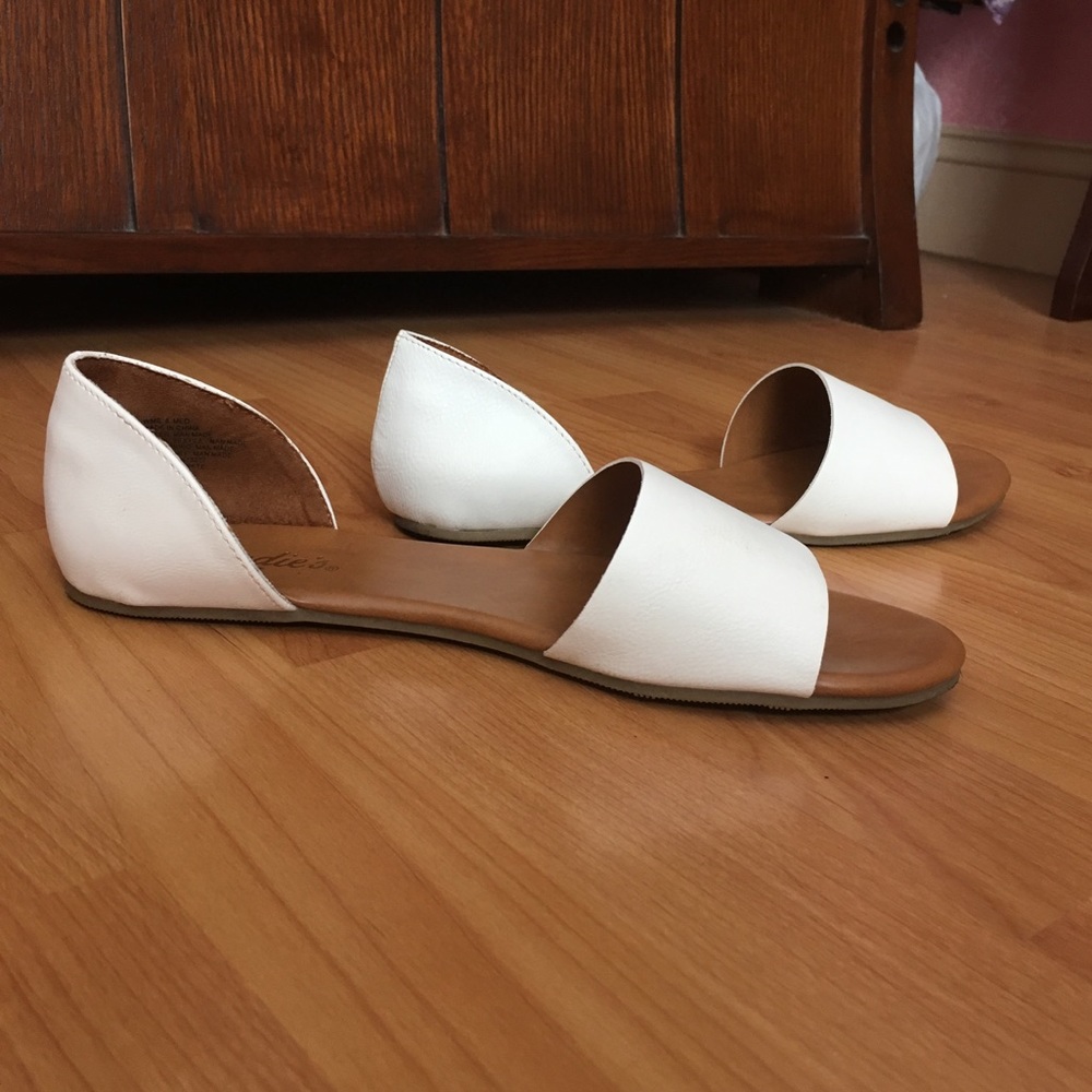 White open-toe flats!!
