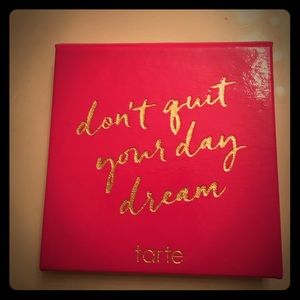 Tarte - don't quit your day dream