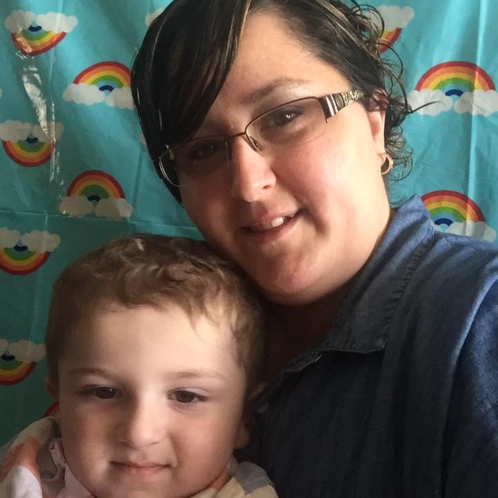 Meet your Posher, Regina