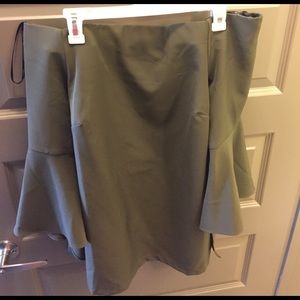 Eloquii green off-the-shoulder SZ 14 worn once!