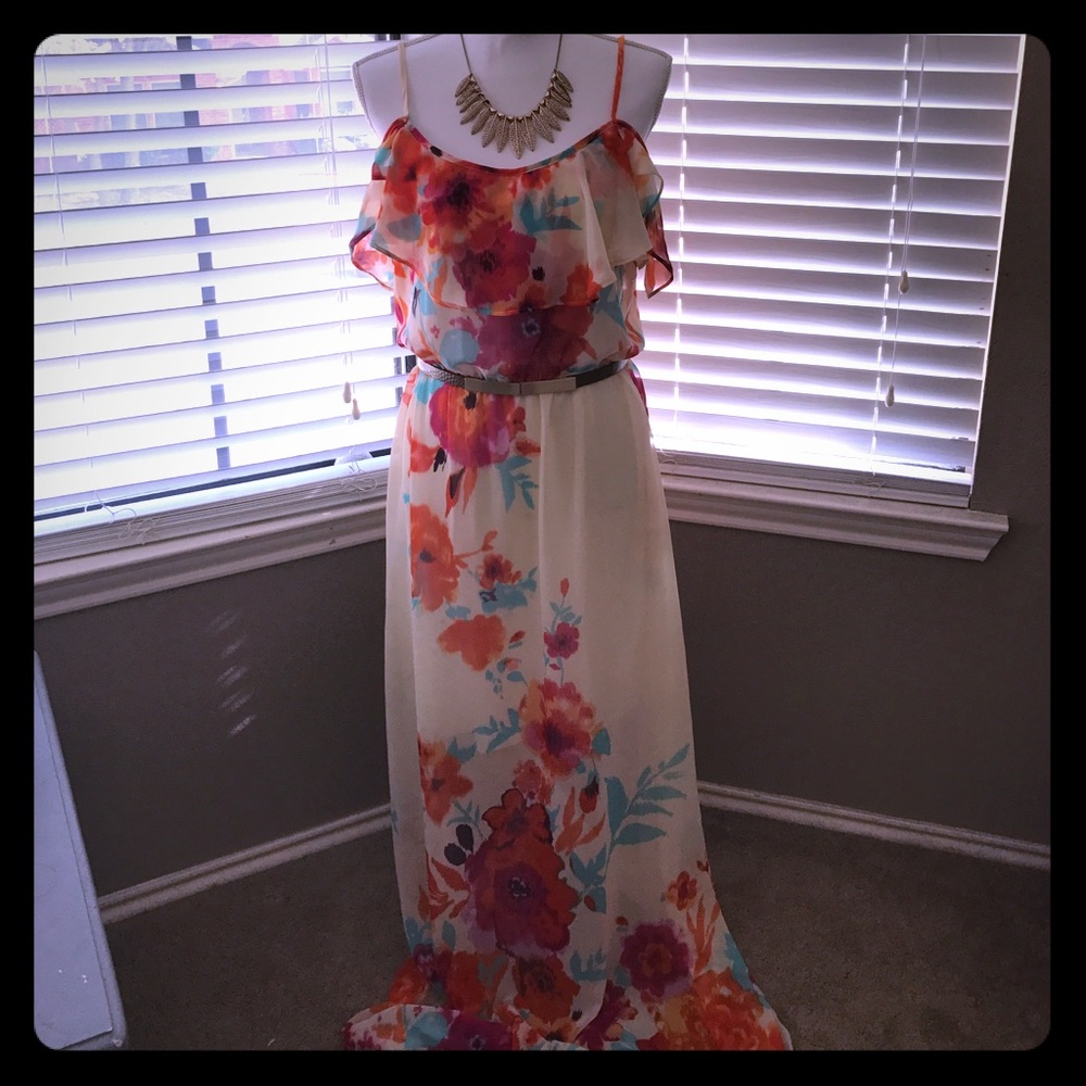 Long spring flowered dress