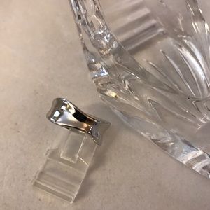 🌸Capricious Wavy Ring size 7