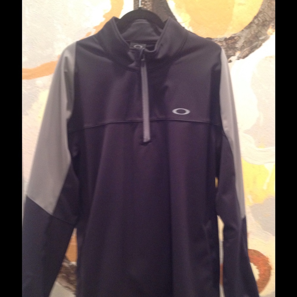 Men's Oakley technical half zip jacket